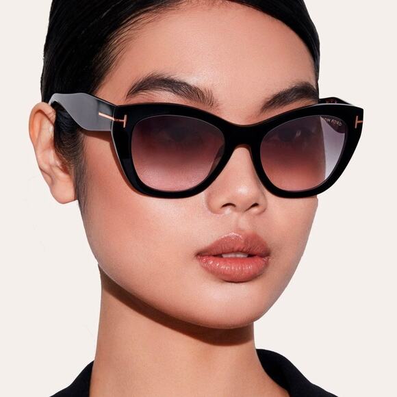 New, TOM FORD Cara Sunglasses TF940 05B Authentic - Picture 2 of 12